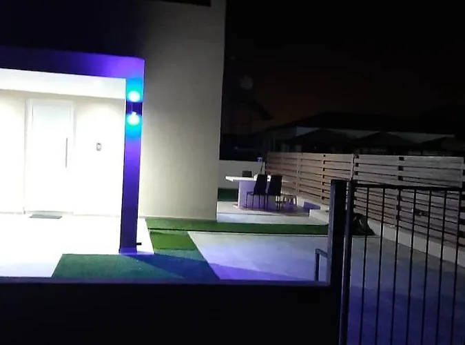 Universe House Dromolaxia