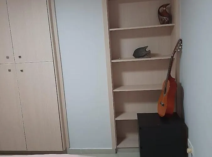 Universe House * Dromolaxia