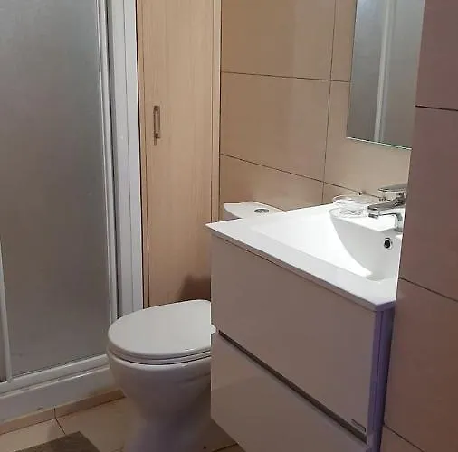 Universe House * Dromolaxia